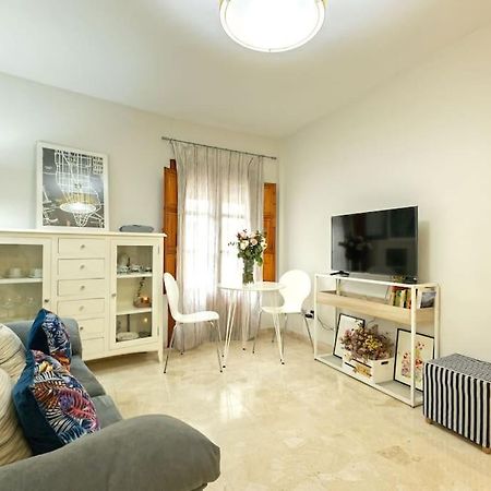 Pajaritos Center Suite By Valcambre Sevilla Buitenkant foto